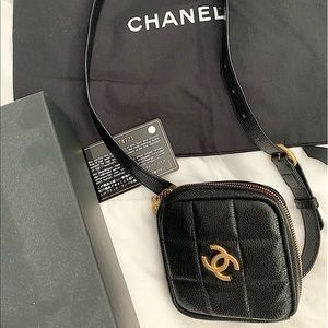 CHANEL Caviar Quilted Coin Diamond Purse Belt Bag
